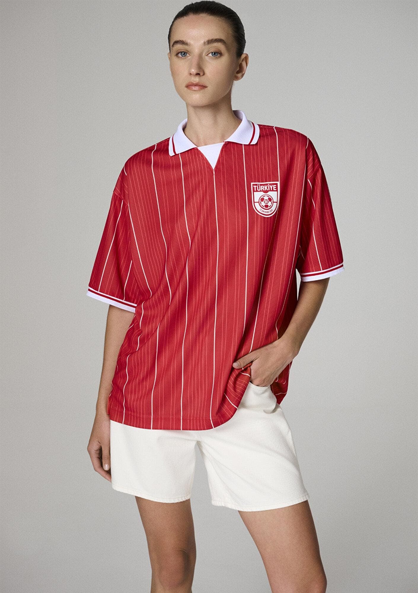 Mavi Team Mavi Futbol Koleksiyonu Türkiye Baskılı Kırmızı Forma Tişört Oversize / Geniş Kesim 1620324-A7304