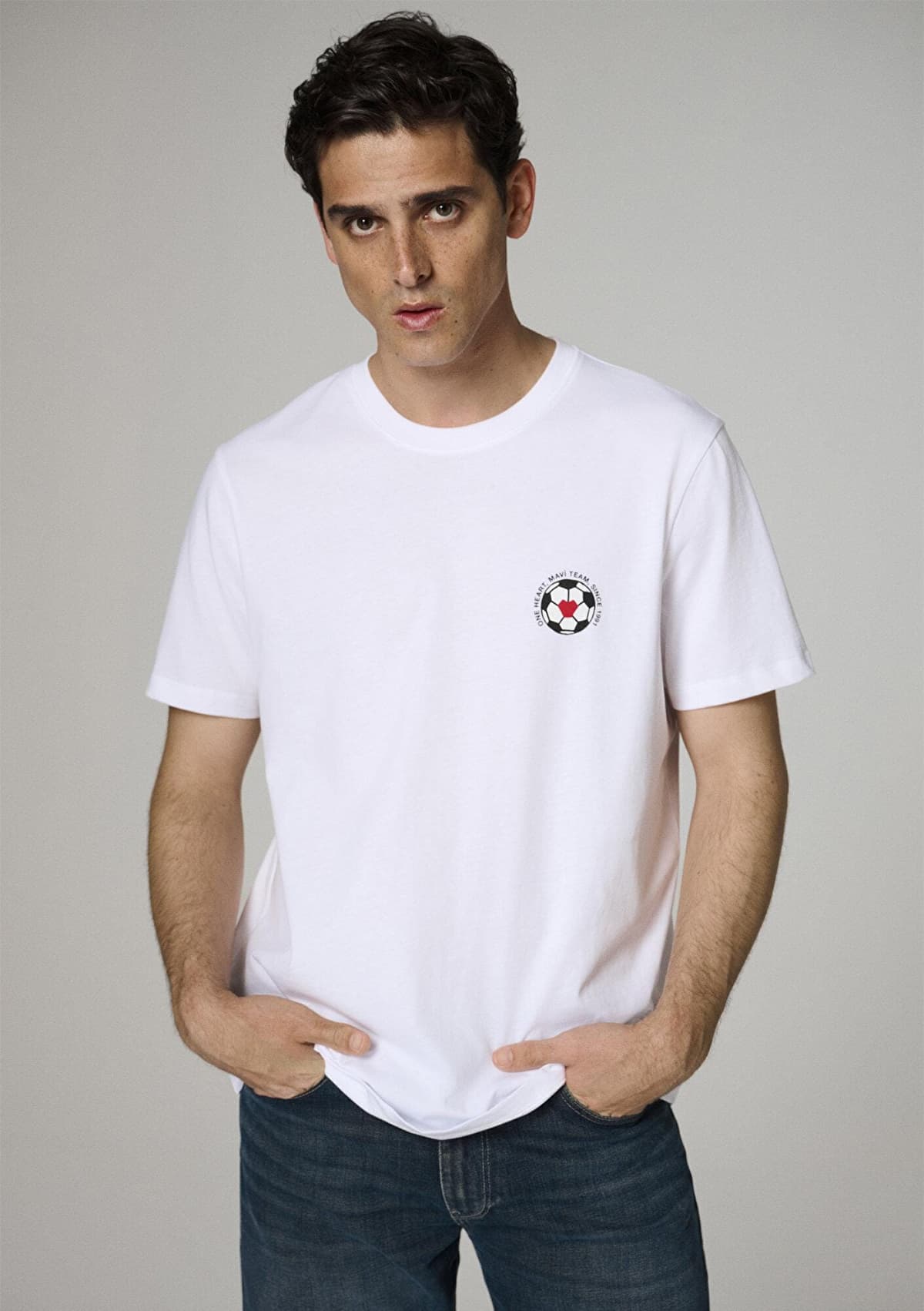 Mavi Team Mavi Futbol Koleksiyonu Baskılı Beyaz Tişört Regular Fit / Normal Kesim 0620256-620