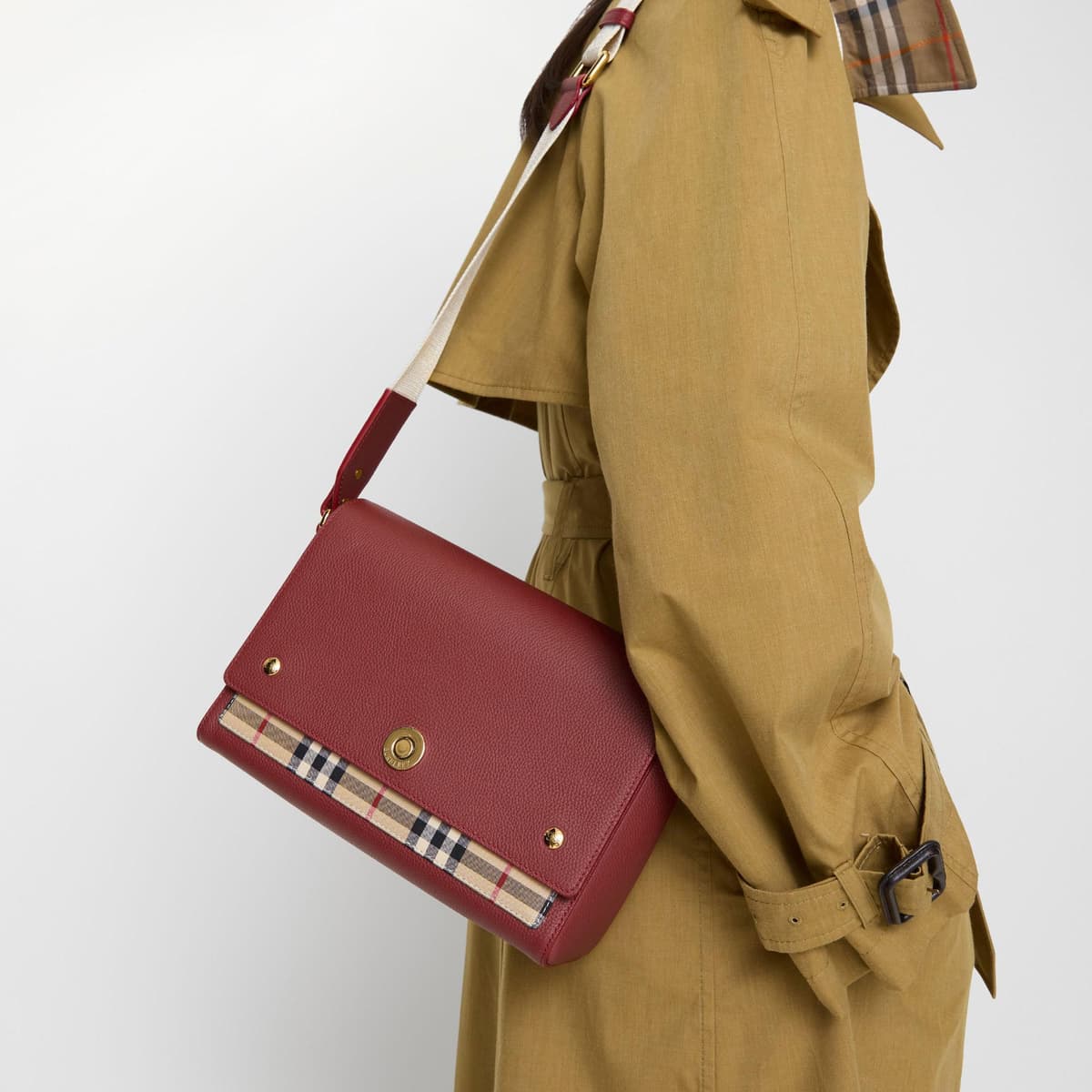 Burberry Note Kadın Bordo Omuz Çantası