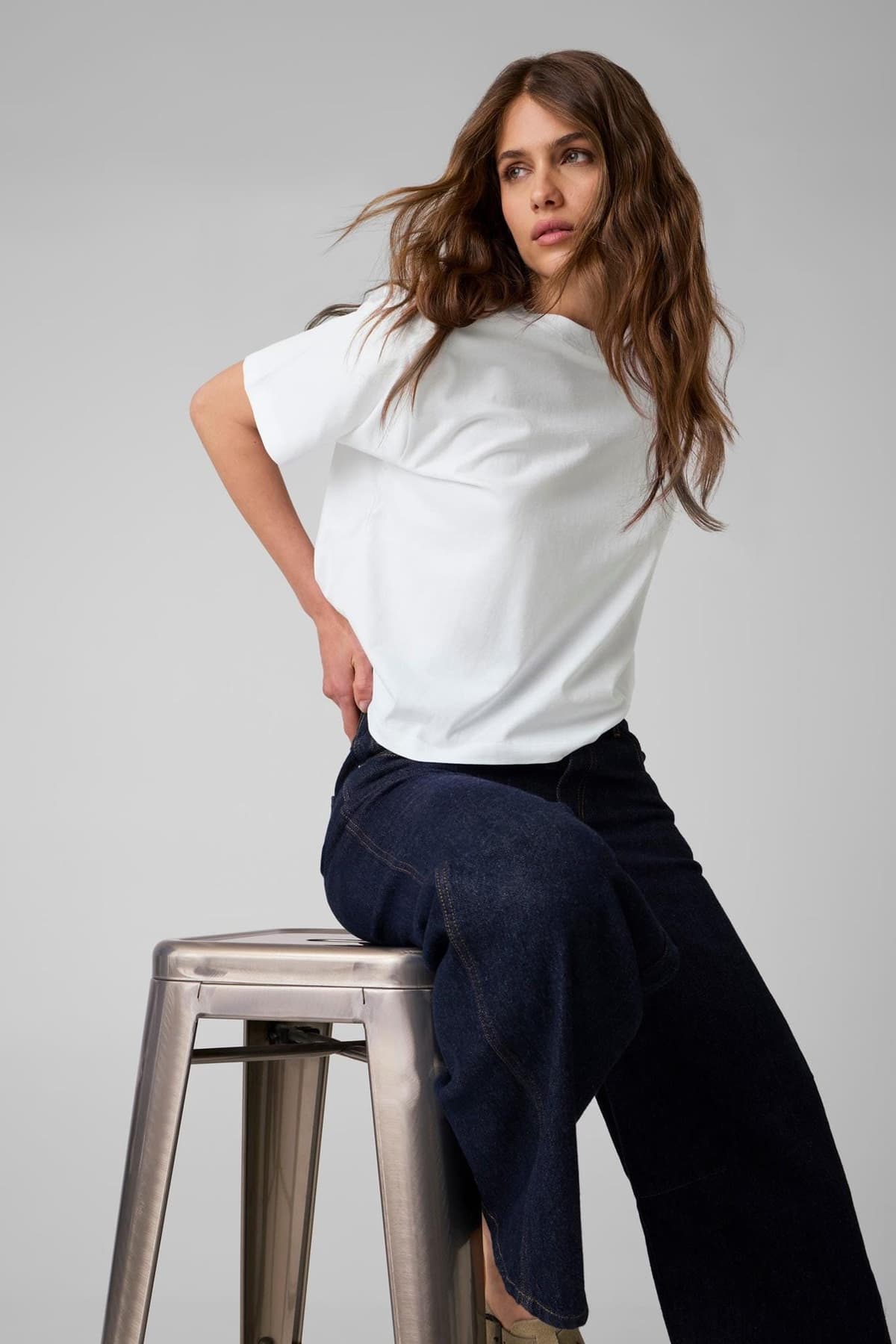 Guess Jeans Boxy Kadın Boxy Fit T-Shirt