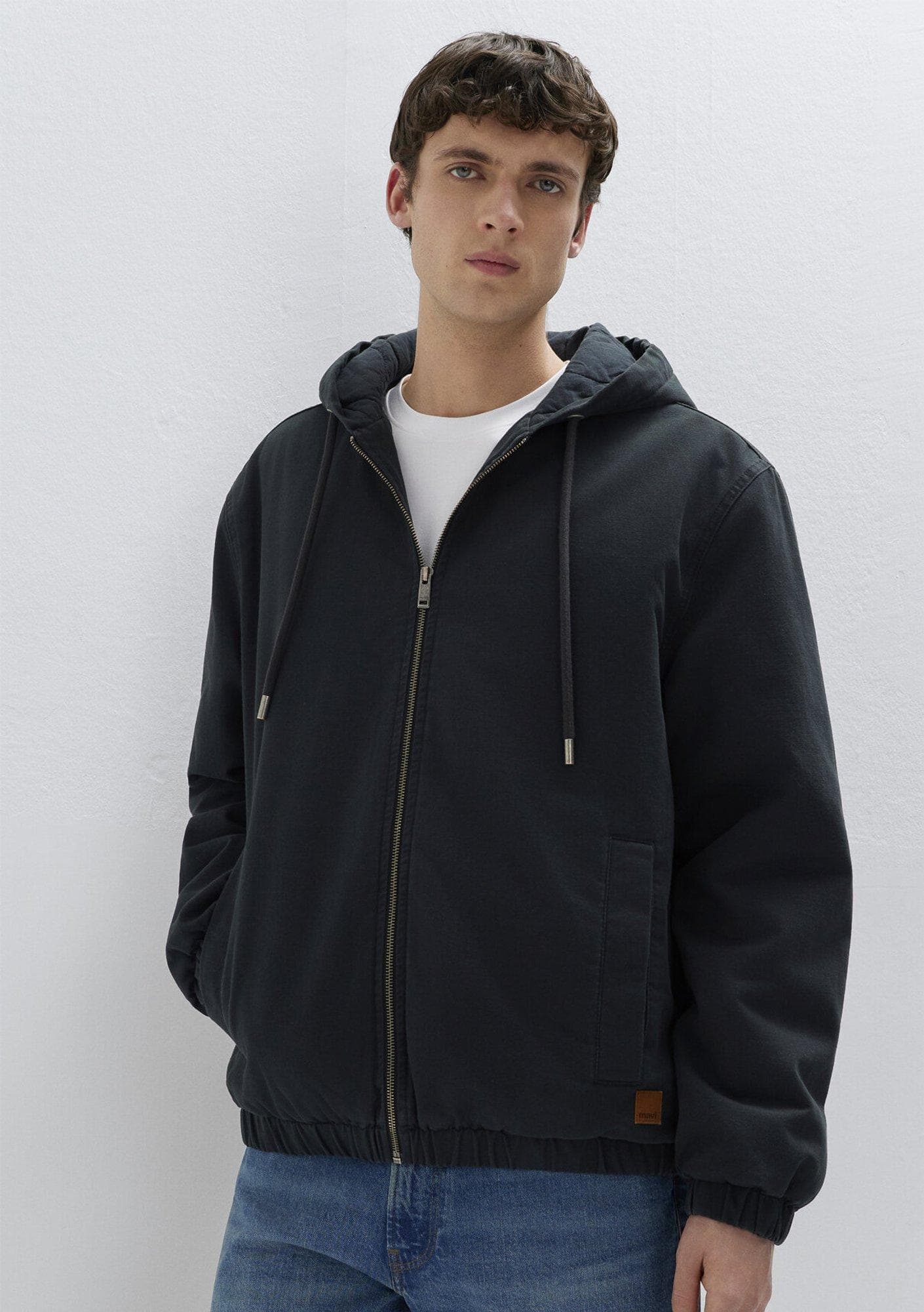 Mavi Kapüşonlu Siyah Ceket Loose Fit / Bol Rahat Kesim 0110953-71379