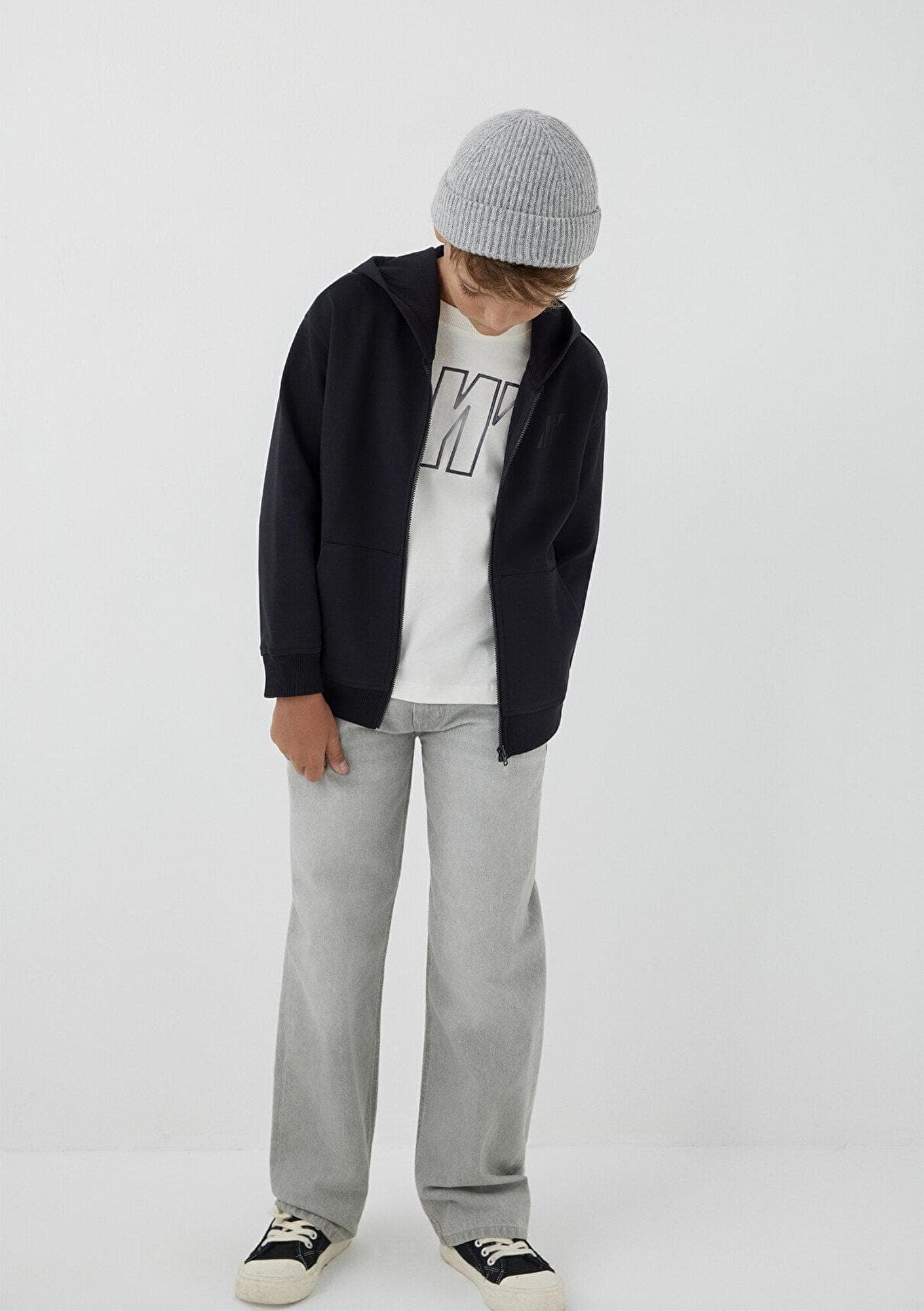 Mavi Kapüşonlu Fermuarlı Siyah Sweatshirt 6S10217-900