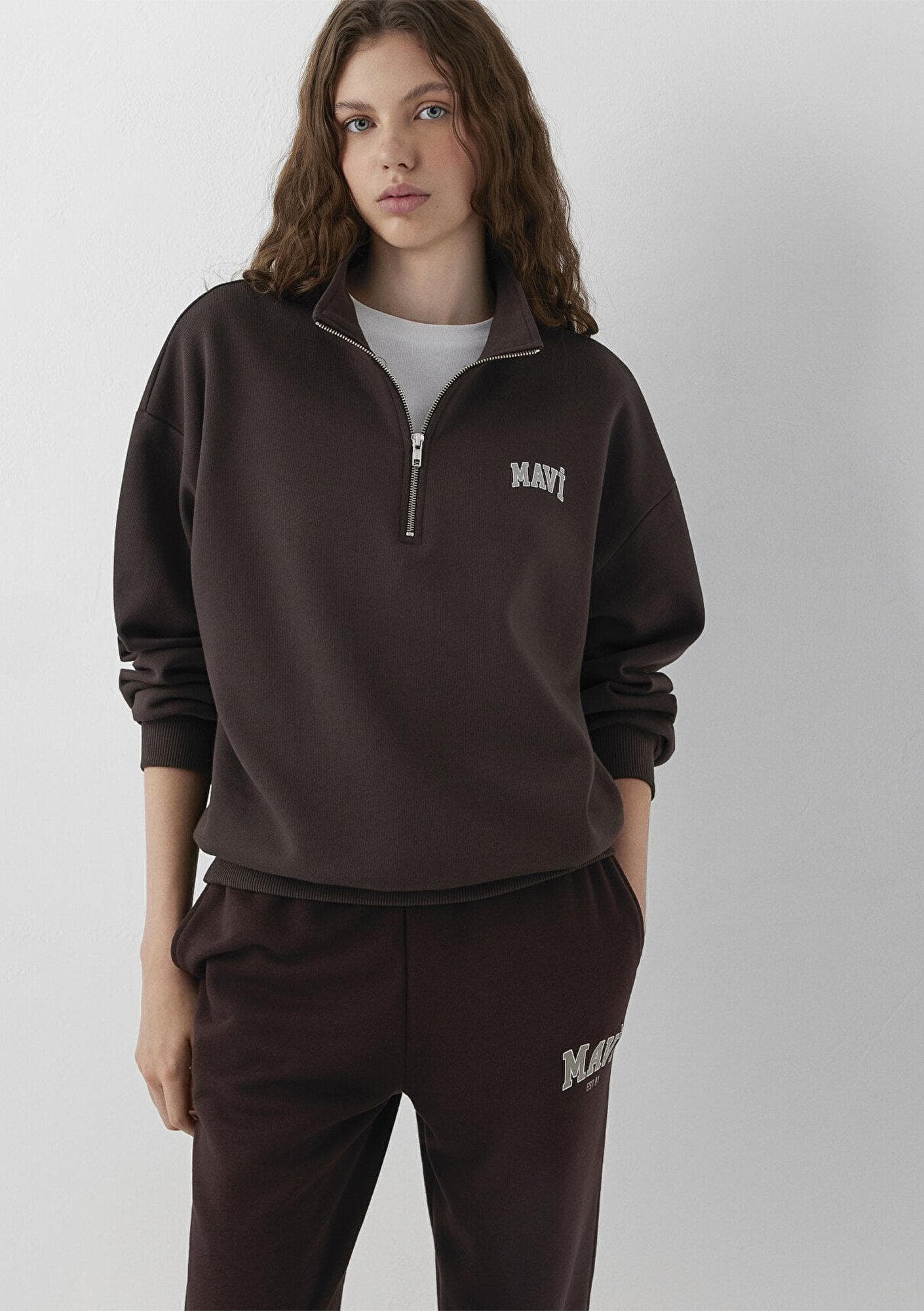 Mavi Mavi Logo Yarı Fermuarlı Kahverengi Sweatshirt 1S10179-70240
