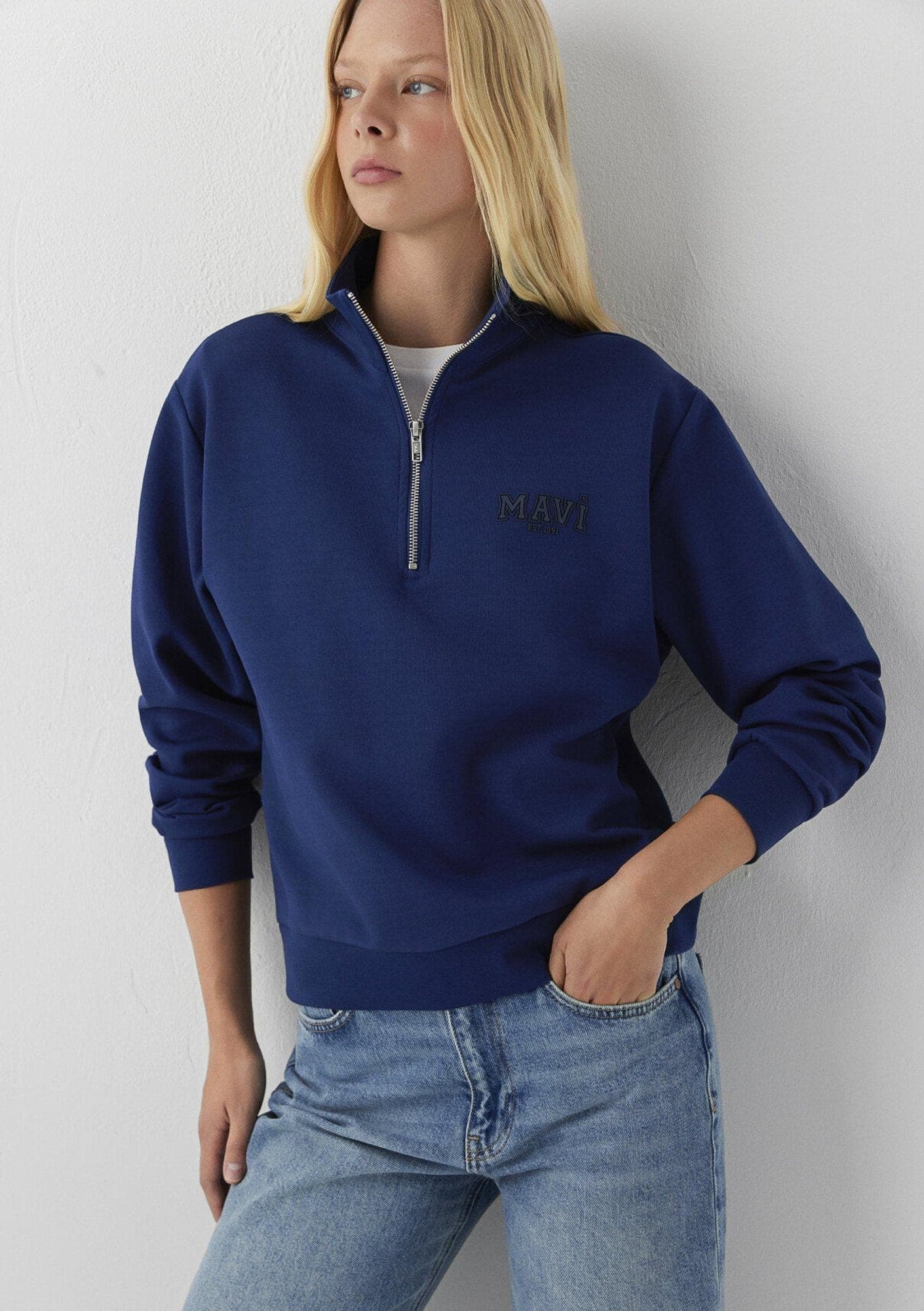Mavi Mavi Logo Yarı Fermuarlı Lacivert Sweatshirt 1S10586-70491