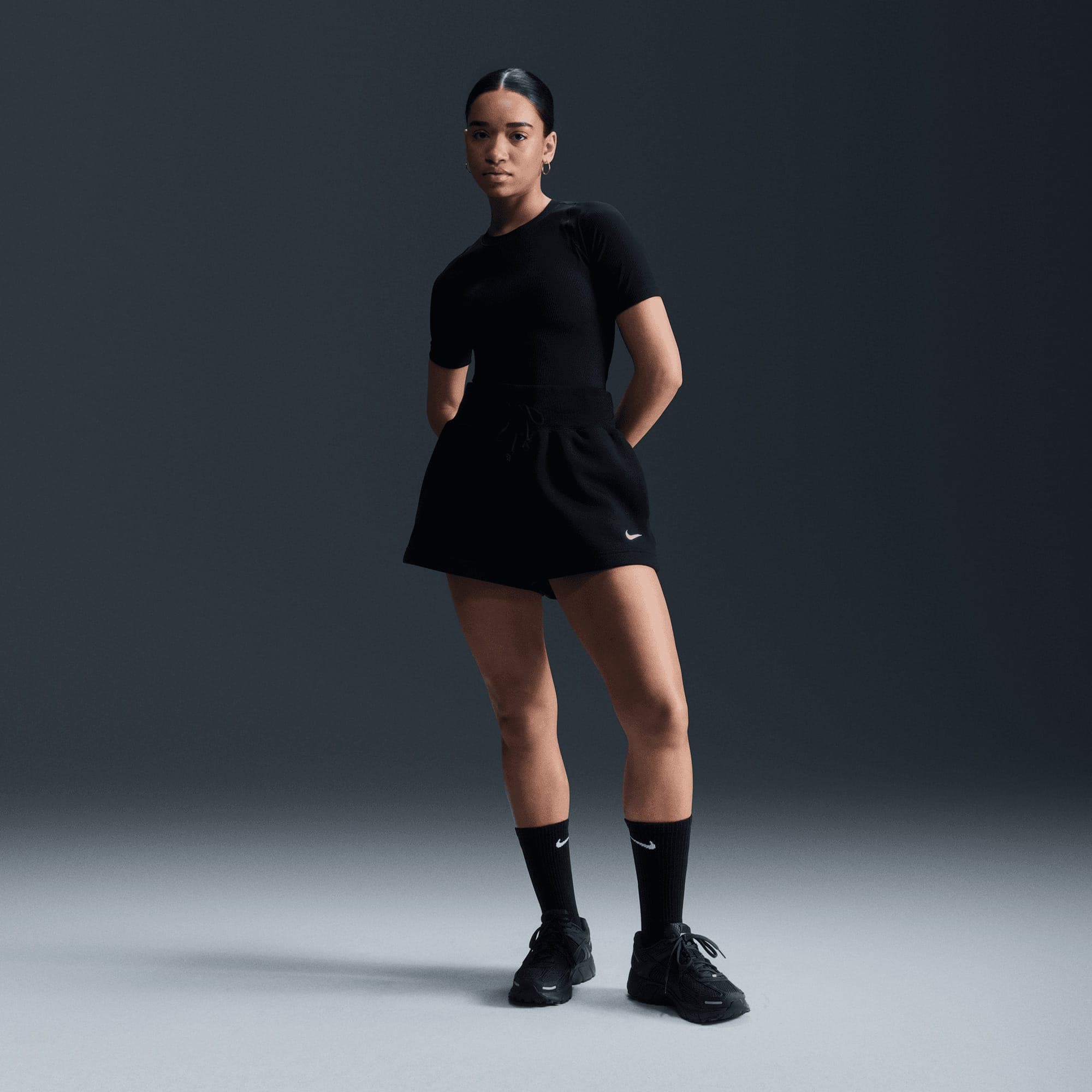 Nike Sportswear Phoenix Fleece Yüksek Belli Bol Kadın Siyah Şort