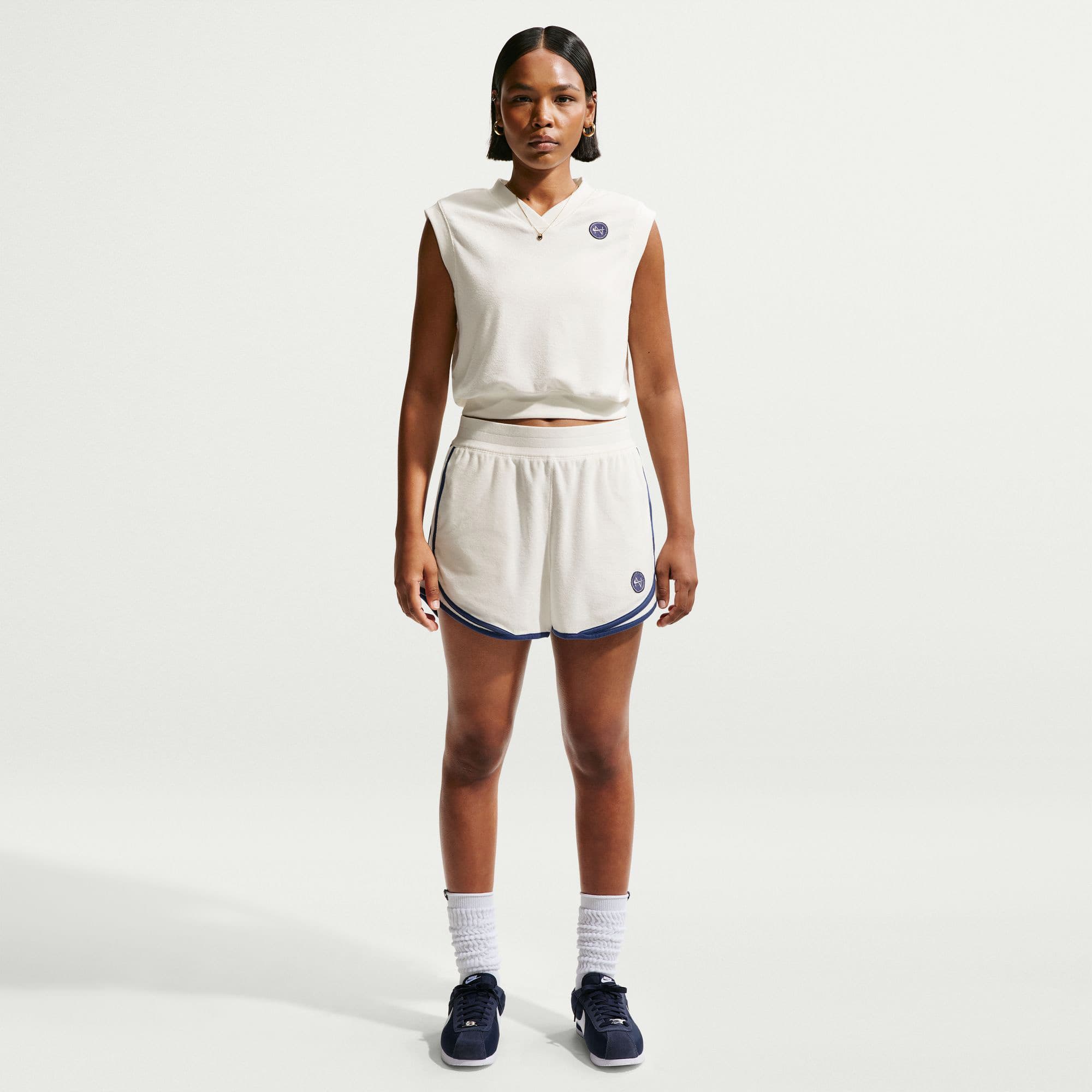 Nike Sportswear Chill Terry Kadın Beyaz T-Shirt