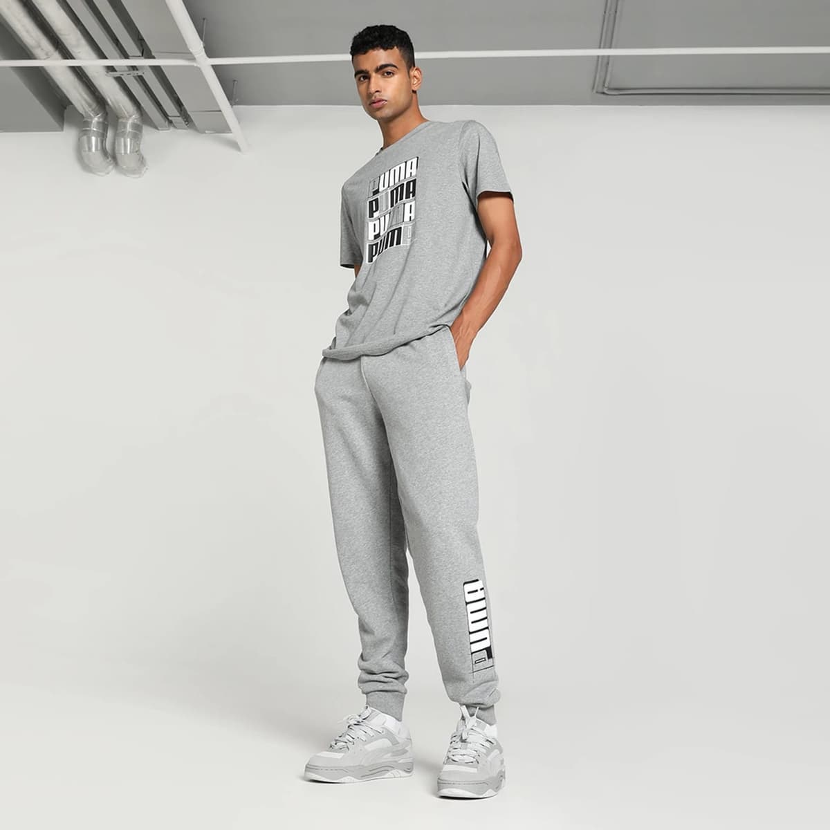 Puma Essentials Logo Lab Erkek Gri Eşofman Altı