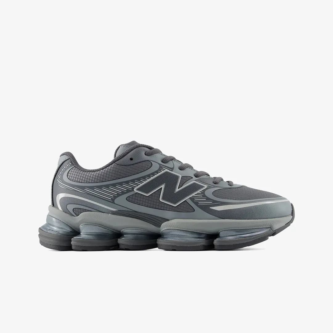 2000 'Castlerock Slate Grey'