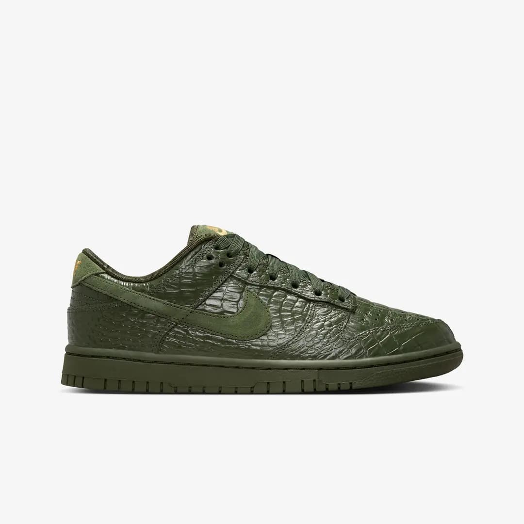 Dunk Low 'Crocodile' (W)