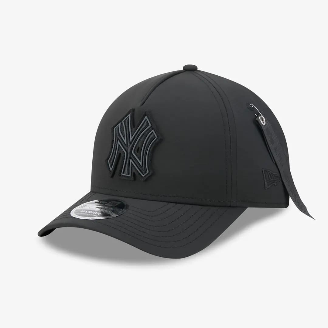 New Era x Alpha Industries x New York Yankees Nylon 9FORTY M-Crown A-Frame Snapback 'Black'