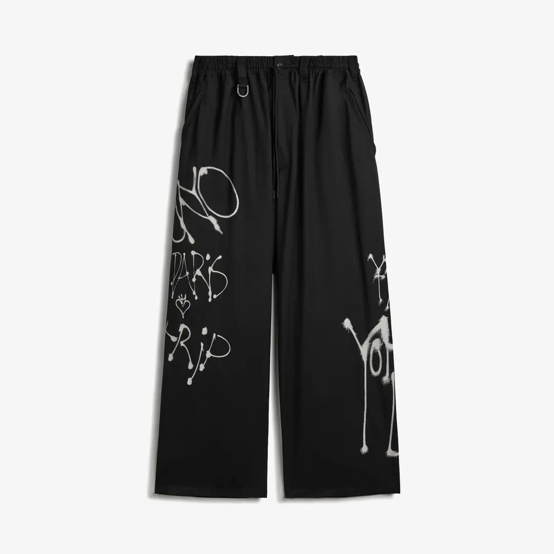 Chito Graphic Wide Wool Trousers 'Black'