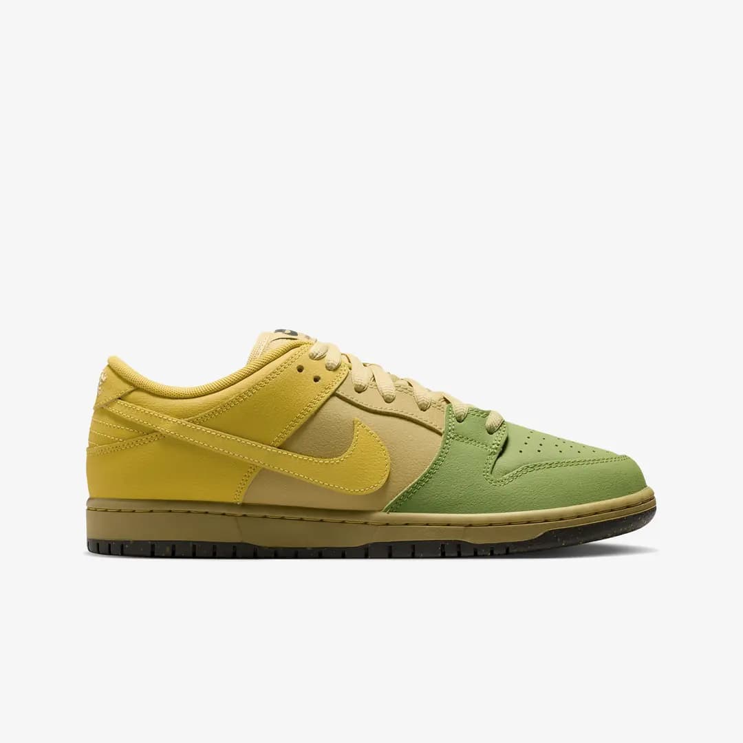 SB Dunk Low Pro 'Saffron Quartz'