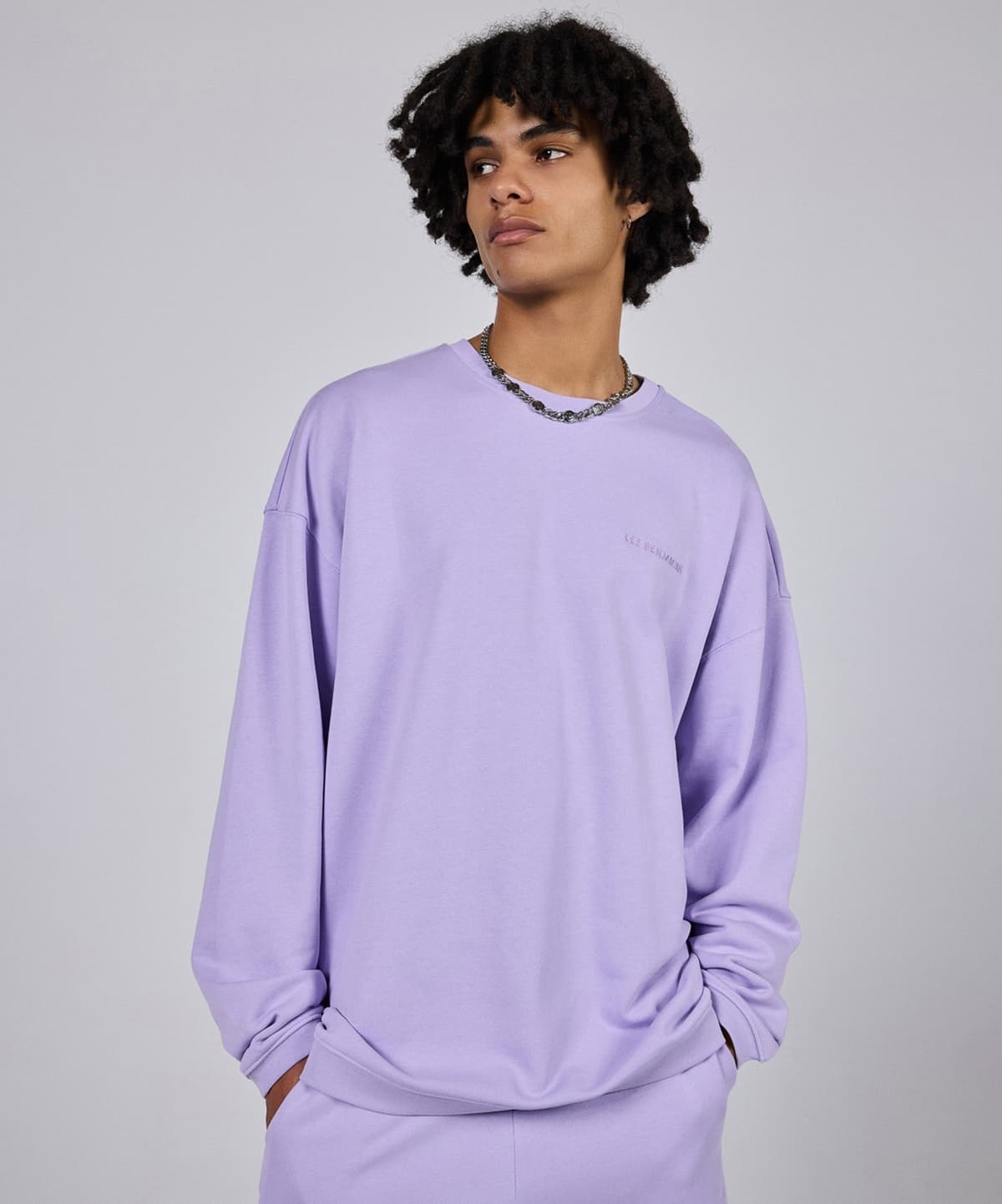 Les Benjamins Essentials Sweatshirt 303